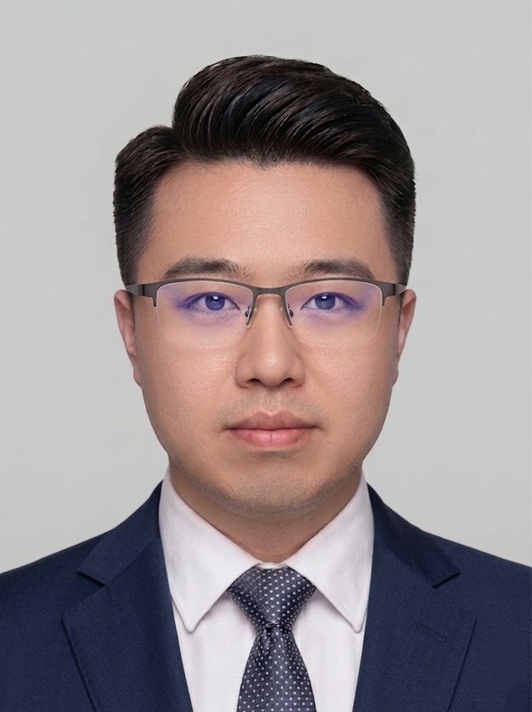 李鑫阳